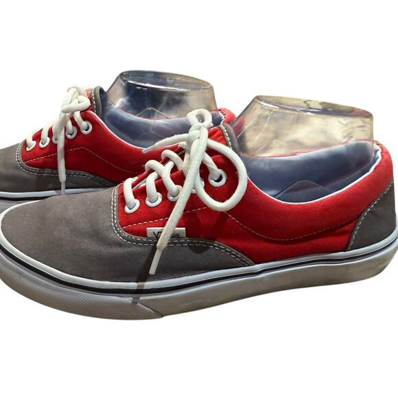 Vans Red and Gray Lace Up Sneakers in a Mens Size 7 or Women’s 8.5 - Picture 3 of 6